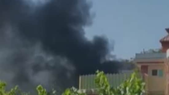 Smoke billowing out of a gurdwara in Kabul can been seen.