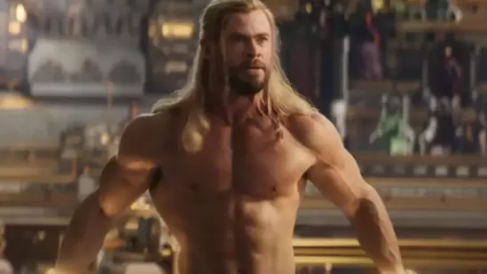 Chris Hemsworth anuncia fim das filmagens de Thor: Love and Thunder