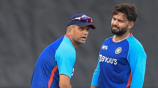 India cricket team head coach Rahul Dravid with player Rishabh Pant(PTI)