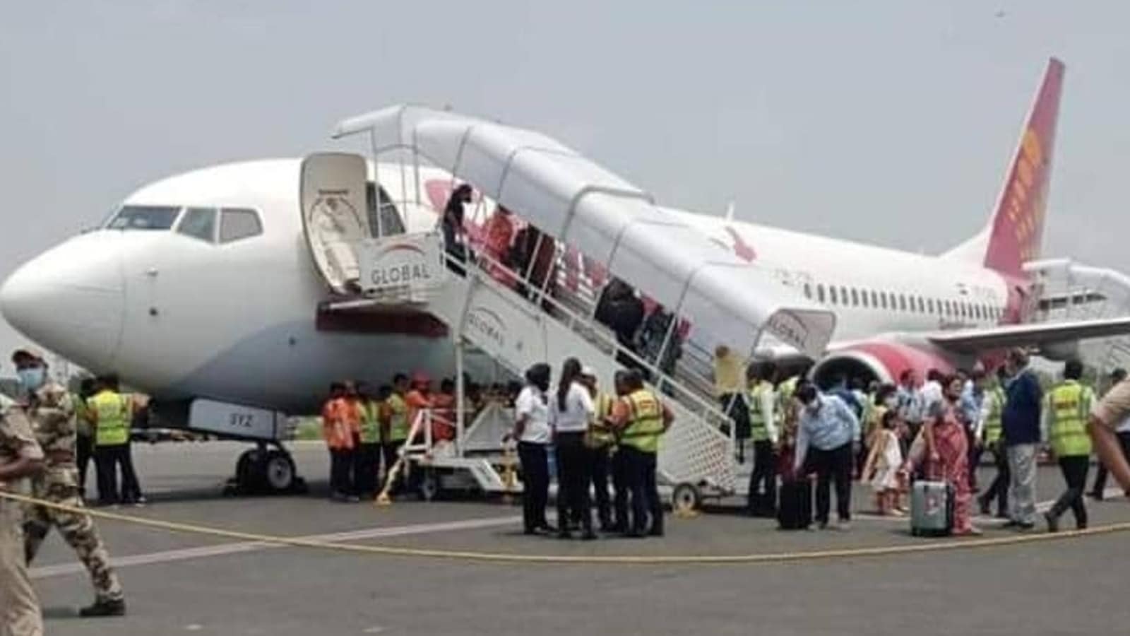 ‘We’re proud of them': SpiceJet lauds pilots of its Patna-Delhi flight