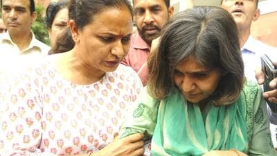 The defence counsel argued that the two e-mails written days before the murder showed that the whole theory of CBI that Kalyani wanted to marry Sippy was a farce. (Keshav Singh/HT)