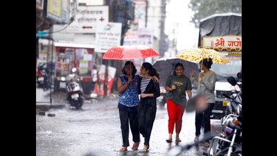 Southwest monsoon has further advanced on Sunday and now has covered the remaining parts of Maharashtra. (HT FILE PHOTO)