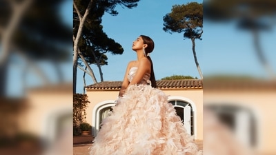 Pooka Hegde lives her Disney Princess moment as walks down the red carpet of the Cannes Film Festival 2022. (Instagram/@hegdepooja) Pooka Hegde lives her Disney Princess moment as walks down the red carpet of the Cannes Film Festival 2022. (Instagram/@hegdepooja)