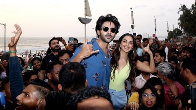 Kartik Aaryan and Kiara Advani during one of Bhool Bhulaiyaa 2 promotions. (ANI) (Sunil Khandare) Kartik Aaryan and Kiara Advani during one of Bhool Bhulaiyaa 2 promotions. (ANI) (Sunil Khandare)