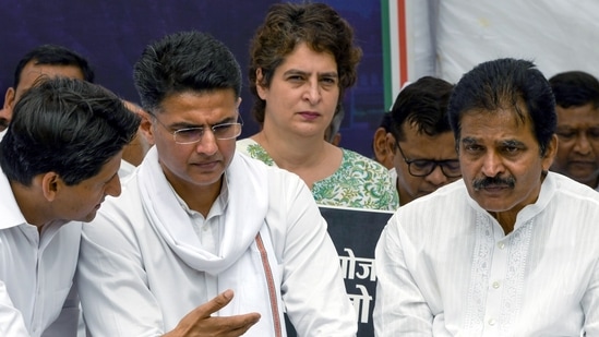 Congress leaders Priyanka Gandhi Vadra, Sachin Pilot, KC Venugopal, Deepender Singh Hooda and others sit on a Satyagraha at the Jantar Mantar on Sunday.(ANI )