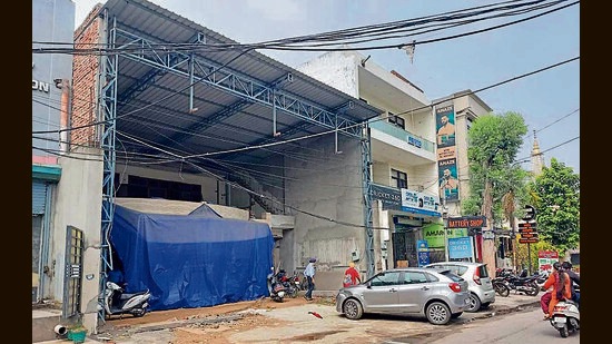 An illegal commercial construction coming up in Model Town of Ludhiana on Sunday. (HT Photo) An illegal commercial construction coming up in Model Town of Ludhiana on Sunday. (HT Photo)