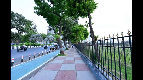 Civic officials said that a pilot project has been carried out in a 500-meter stretch outside the racecourse. (BMC) Civic officials said that a pilot project has been carried out in a 500-meter stretch outside the racecourse. (BMC)