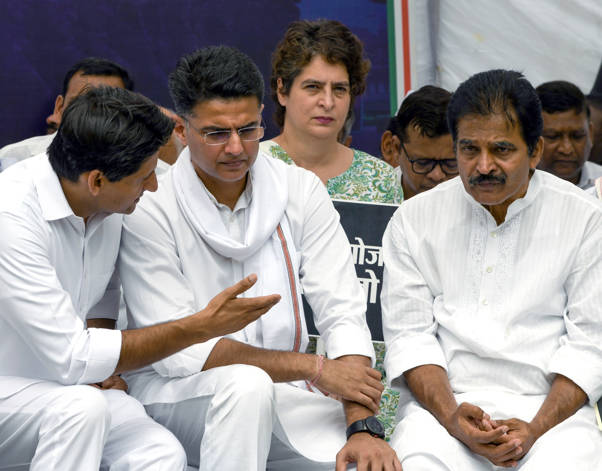 Congress leaders Priyanka Gandhi Vadra, Sachin Pilot, KC Venugopal, Deepender Singh Hooda and others sit on a Satyagraha at the Jantar Mantar on Sunday. (ANI ) Congress leaders Priyanka Gandhi Vadra, Sachin Pilot, KC Venugopal, Deepender Singh Hooda and others sit on a Satyagraha at the Jantar Mantar on Sunday. (ANI )