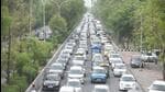 Traffic at a standstill in Noida due to heightened border checks on Monday. (Sunil Ghosh/ HT)