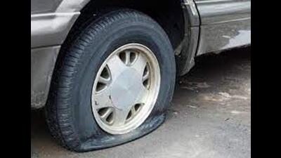 On my return journey, in the wee hours of the morning, I was jerked out of my sleep when I sensed that the car wasn’t moving. I opened my eyes and found that the driver was at the rear opening its boot. (Representative Image/HT File) On my return journey, in the wee hours of the morning, I was jerked out of my sleep when I sensed that the car wasn’t moving. I opened my eyes and found that the driver was at the rear opening its boot. (Representative Image/HT File)