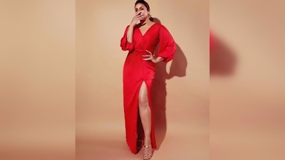 "Passion you see … is a reflection of you #red #hot #burn #passion #gown," she captioned her post. (Instagram/@iamhumaq) "Passion you see … is a reflection of you #red #hot #burn #passion #gown," she captioned her post. (Instagram/@iamhumaq)