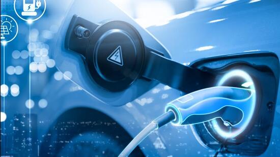 The federation talks about the proposed five-year plan, mentioned in the notification draft policy, prepared on February 10, in which by the third year, Chandigarh administration plans to make 100% of its new registrations of two-wheelers and passenger autos as electric vehicles (Shutterstock)