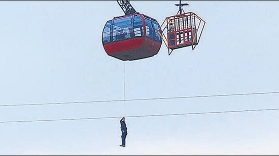 11 stuck mid-air in cable car, rescued after 6-hour operation | Latest ...