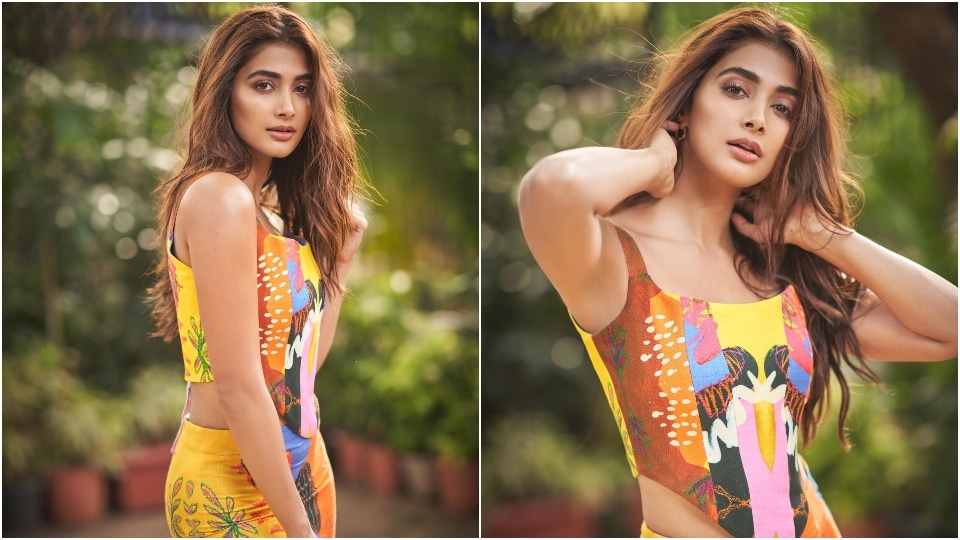 Ileana Sex Videos In Tamil Heroine - Pooja Hegde in colourful corset top and bodycon skirt is the queen of quirk  | Fashion Trends - Hindustan Times
