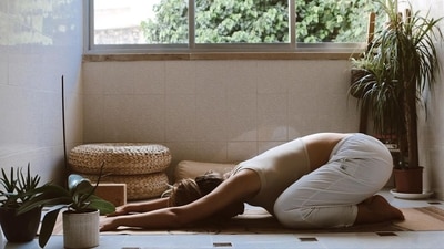 International Yoga Day 2022: Yoga asanas to beat indigestion (Instagram/mindfulbyminna)