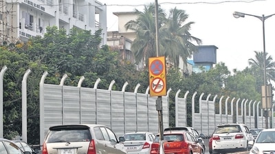 A ‘no honking’ sign on a busy road. Image for representation only. (Hindustan Times) A ‘no honking’ sign on a busy road. Image for representation only. (Hindustan Times)
