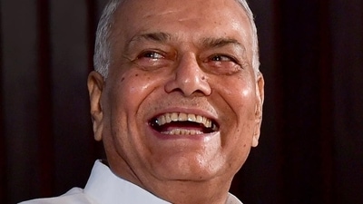 **EDS: FILE PHOTO** New Delhi: In this, Monday, July 15, 2019, file photo, former union minister Yashwant Sinha at the release of his autobiography 'Relentless', in New Delhi. Yashwant Sinha has been unanimously chosen as the joint opposition candidate for presidential elections in 2022. (PTI Photo/Manvender Vashist)(PTI06_21_2022_000302A) (PTI) **EDS: FILE PHOTO** New Delhi: In this, Monday, July 15, 2019, file photo, former union minister Yashwant Sinha at the release of his autobiography 'Relentless', in New Delhi. Yashwant Sinha has been unanimously chosen as the joint opposition candidate for presidential elections in 2022. (PTI Photo/Manvender Vashist)(PTI06_21_2022_000302A) (PTI)