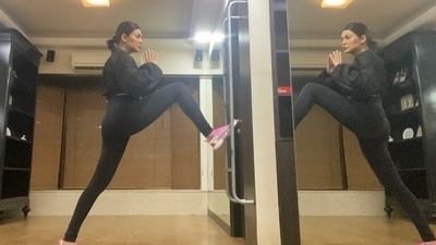 Sushmita Sen serves fitness inspiration in every other post that comes up on her Instagram. The actor switches between various exercises and yoga to stay fit and strong. 