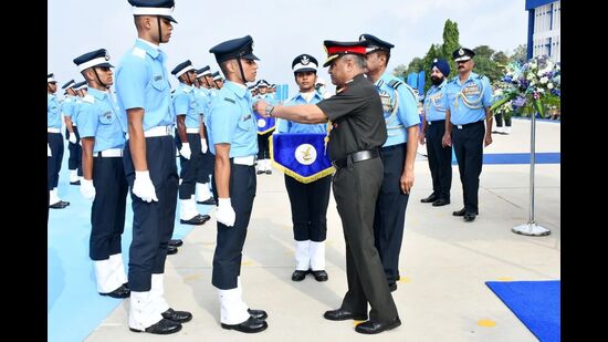 Punjab's Raghav Arora awarded with 'Sword of Honour' at Air Force Academy -  Hindustan Times