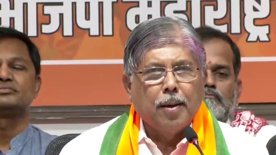 Maharashtra BJP chief Chandrakant Patil addresses presser in Mumbai.(Twitter/ANI)