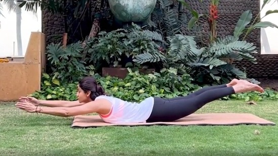 Shilpa Shetty is one of the fittest actors in Bollywood. She is mother of two and swears by yoga to keep fit. She shares various asanas for her fans along with her mantra, “Swasth raho, mast raho!”
