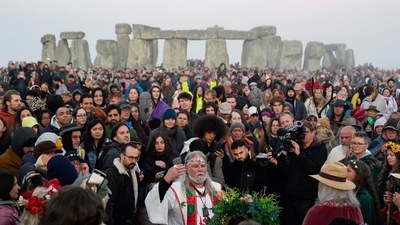 People in the Northern Hemisphere celebrated summer solstices, the longest day of the year on June 21. On this day, the Earth’s poles tilt most closely toward the sun making it the day with the longest daylight hours in the year, and also officially marks the beginning of summer. (AP) People in the Northern Hemisphere celebrated summer solstices, the longest day of the year on June 21. On this day, the Earth’s poles tilt most closely toward the sun making it the day with the longest daylight hours in the year, and also officially marks the beginning of summer. (AP)