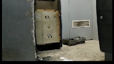The ATM in Kalyan that was robbed on Sunday. Kalyan police detained three persons in the theft. A police team has been sent to Haryana to trace others accused. (HT FILE PHOTO)