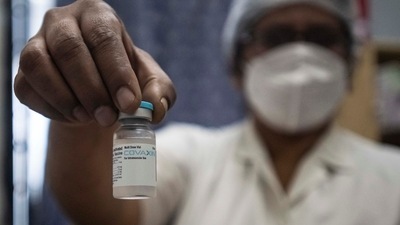 Over 9,800 people were said to have recovered from the deadly virus, taking the total number of recoveries to 4,27,25,055 or 98.61 per cent of the total case. (HT file image)