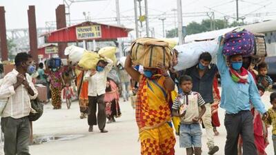 Patna, India – May 21, 2020: Migrants who arrived on Shramik Special trains from various states seen at Danapur Railway station in Patna, India, on Thursday, May 21 2020. (Photo by Santosh Kumar / Hindustan Times) Patna, India – May 21, 2020: Migrants who arrived on Shramik Special trains from various states seen at Danapur Railway station in Patna, India, on Thursday, May 21 2020. (Photo by Santosh Kumar / Hindustan Times)