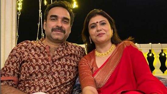 Pankaj Tripathi with his wife Mridula Tripathi.&nbsp;