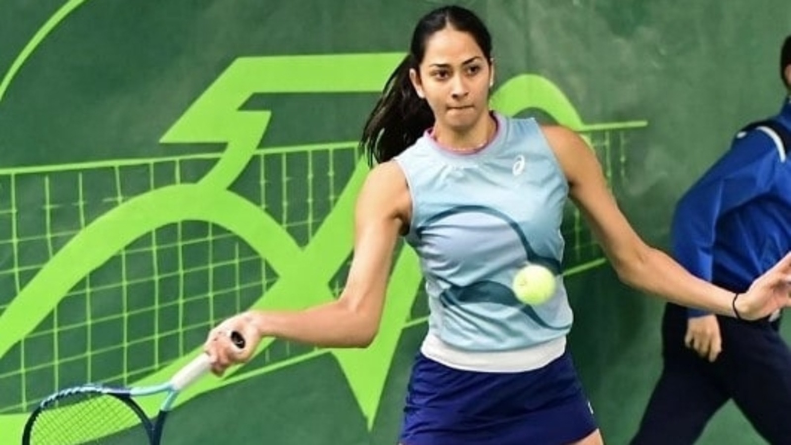 Indian tennis star Karman Kaur Thandi to train under former coach Aditya Sachdeva at RoundGlass Tennis Academy