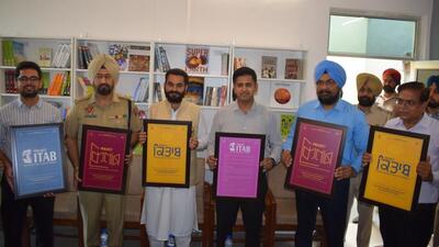 Fazilka MLA Narinder Pal Singh Sawna and deputy commissioner Himanshu Aggarwal inaugurating a public library at the Red Cross office on Thursday. (HT Photo) Fazilka MLA Narinder Pal Singh Sawna and deputy commissioner Himanshu Aggarwal inaugurating a public library at the Red Cross office on Thursday. (HT Photo)