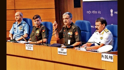 Department of Military Affairs Additional Secretary Lieutenant General Anil Puria ddresses the press conference on the Agnipath Recruitment Scheme, New Delhi (Amlan Paliwal) Department of Military Affairs Additional Secretary Lieutenant General Anil Puria ddresses the press conference on the Agnipath Recruitment Scheme, New Delhi (Amlan Paliwal)