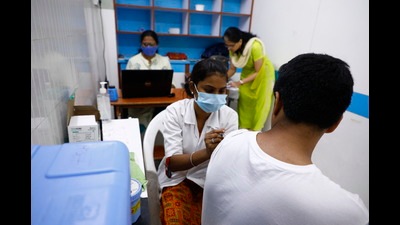 Vaccination drive at Pote hospital Sahakar nagar, on Thursday. (Rahul Raut/HT PHOTO)