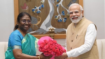 Prime Minister Narendra Modi meets NDA's Presidential nominee Droupadi Murmu. (Twitter / @narendramodi) Prime Minister Narendra Modi meets NDA's Presidential nominee Droupadi Murmu. (Twitter / @narendramodi)
