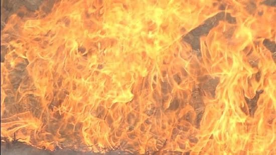 Jaunpur police said leakage in LPG cylinder led to fire that engulfed the hut and three persons of a family died. (Pic for representation)