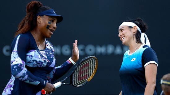 Serena Williams (L) with Ons Jabeur(Action Images via Reuters)