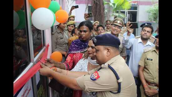 DCP, Lucknow West , Somen Barma, inaugurates the transgender community desk at Kasierbagh police station on Thursday. (HT Photo)