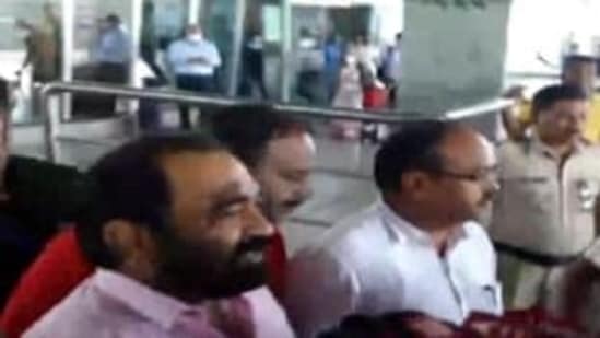 Nitin Deshmukh reached Maharashtra on Wednesday from Guwahati where the rebel MLAs under the leadership of Eknath Shinde are camping.&nbsp;