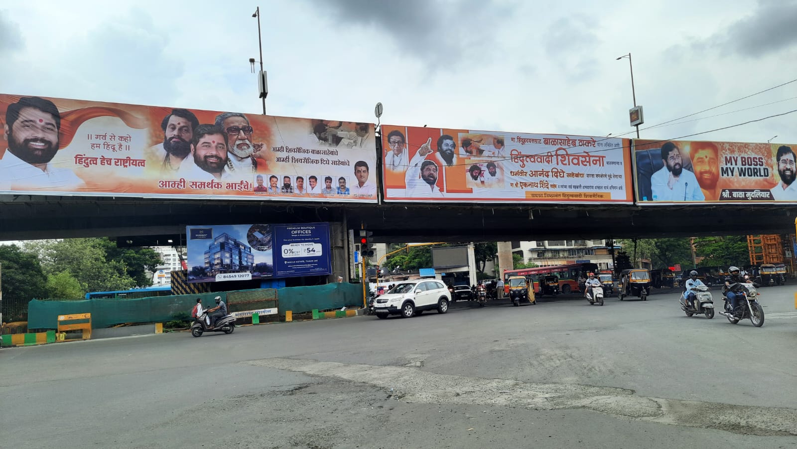 Banner enactment crossed successful Maharashtra by rebel MLAs supporting Eknath Shinde(Hindustan Times) Banner enactment crossed successful Maharashtra by rebel MLAs supporting Eknath Shinde(Hindustan Times)