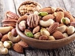 Snacks that slash the risk of heart attack: Expert shares tips Snacks that slash the risk of heart attack: Expert shares tips