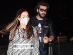 Malaika Arora and Arjun Kapoor jet off for a holiday in trendy airport outfits, we adore Malaika Arora and Arjun Kapoor jet off for a holiday in trendy airport outfits, we adore