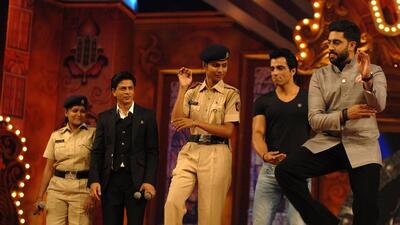 Shah Rukh Khan, Sonu Sood, and Abhishek Bachchan at ‘Umang’ in 2015. HT Archives