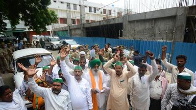 BKU activists holding a demonstration in Lucknow on Friday. (HT Photo)