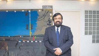Harsh Goenka's doppelganger-related post involving MLA Eknath Shinde prompted people to share various comments. (HT File Photo) Harsh Goenka's doppelganger-related post involving MLA Eknath Shinde prompted people to share various comments. (HT File Photo)
