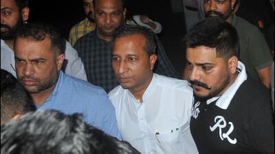 Mohali court extends judicial remand of ex-minister Vijay Singla till July 8 (HT Photo) Mohali court extends judicial remand of ex-minister Vijay Singla till July 8 (HT Photo)