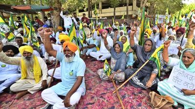 Bhartiya Kisan Union members holding a protest against the Centre over the Agnipath scheme at the DC office in Ludhiana (Gurpreet Singh/HT)