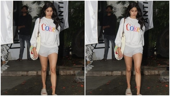 Janhvi Kapoor also set major Friday fashion inspo for us in a casual ensemble.(HT Photos/Varinder Chawla)