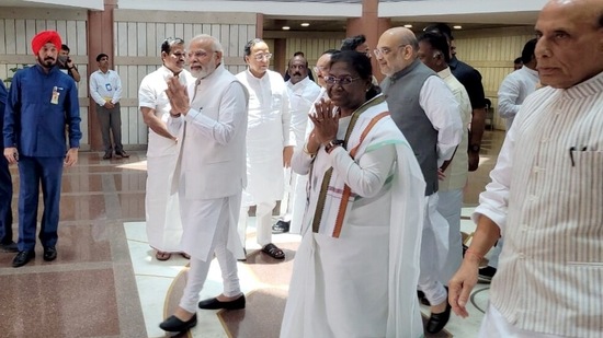 National Democratic Alliance (NDA)'s Presidential candidate Droupadi Murmu accompanied by Prime Minister Narendra Modi, Defence Minister Rajnath Singh, Union Home Minister Amit Shah and Bharatiya Janata Party (BJP) National President JP Nadda.(ANI) National Democratic Alliance (NDA)'s Presidential candidate Droupadi Murmu accompanied by Prime Minister Narendra Modi, Defence Minister Rajnath Singh, Union Home Minister Amit Shah and Bharatiya Janata Party (BJP) National President JP Nadda.(ANI)