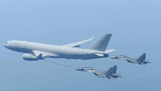 UAE Air Force MRTT aircraft assists mid-air refuelling the IAF Su-30 MkI.(Twitter / @IAF_MCC)